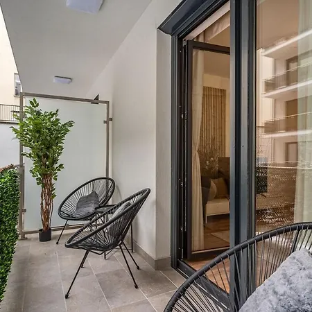 Apartment Elegant, High End, *